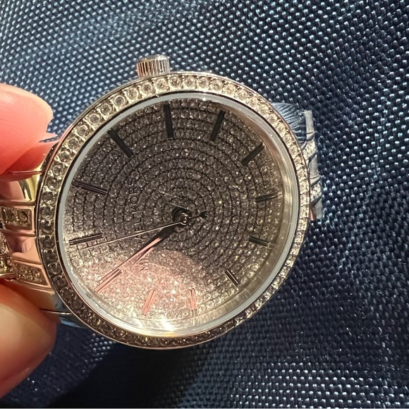 *HP* AUTH Michael Kors Nini Pavé Silver-Tone Watch, 36mm - Picture 12 of 13